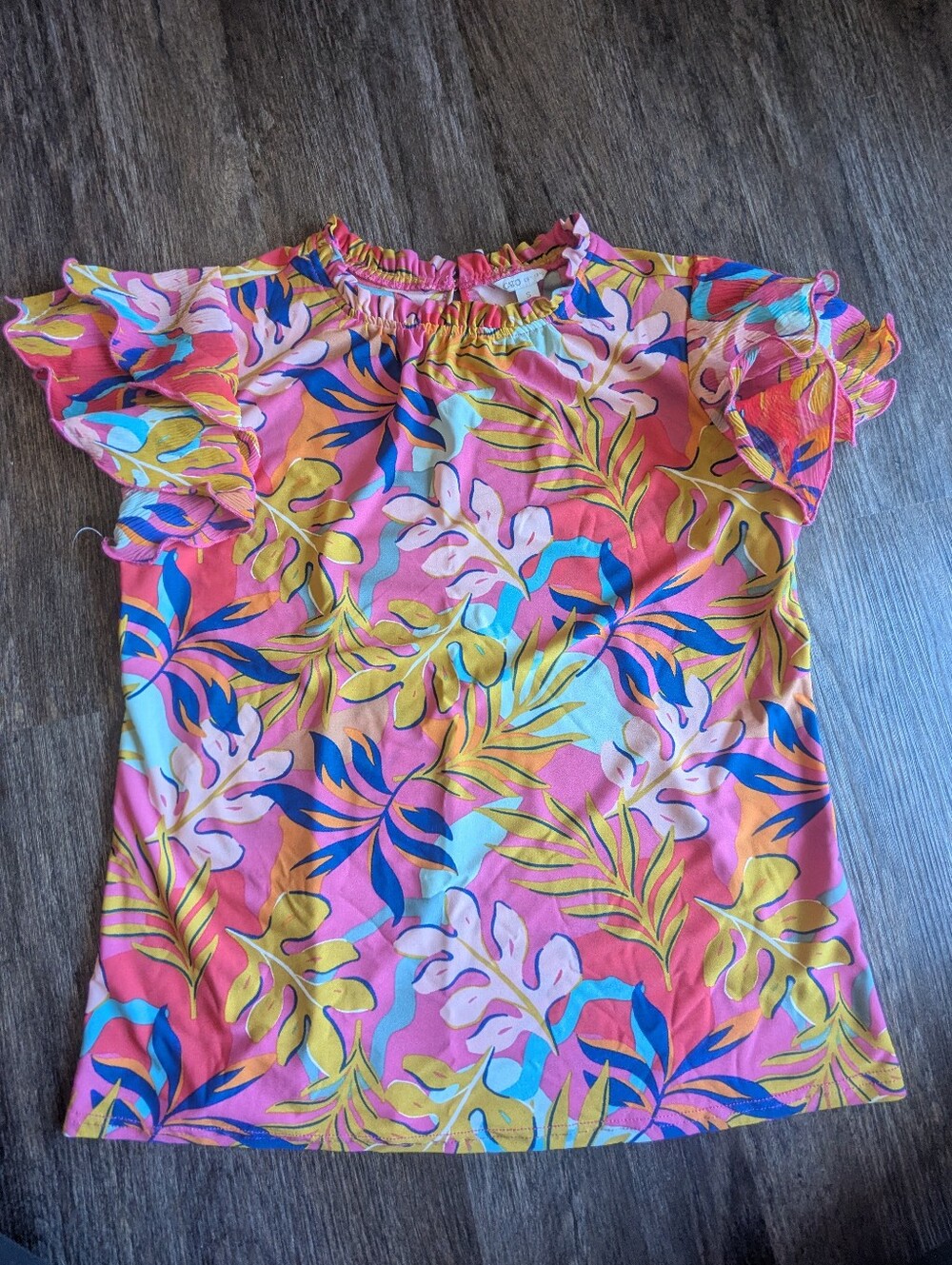 Women's Cato Tropical Pink Ruffle Sleeve Top Small